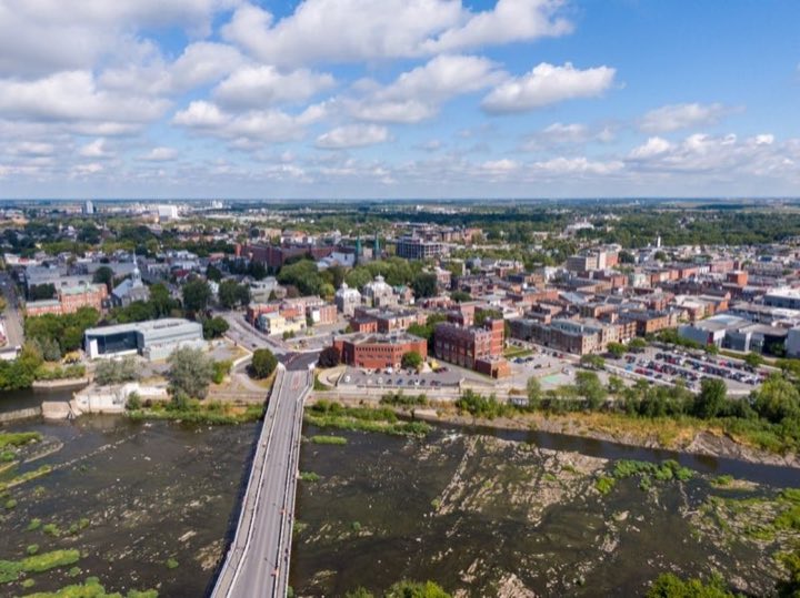 Premium visual connected to the Stade L.P. Gaucher pre-page