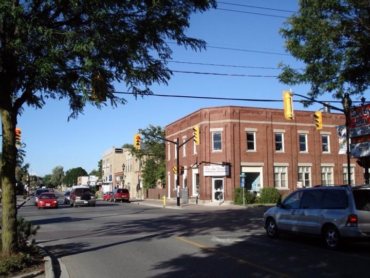 Premium visual connected to the Huron Country Playhouse pre-page